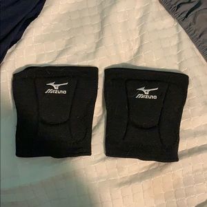 knee pads